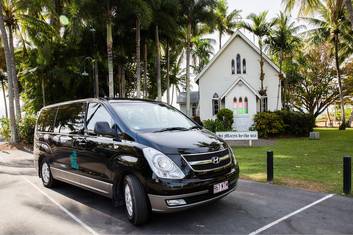 Private Transfer 1-4 People Cairns City/Airport to Port Douglas
